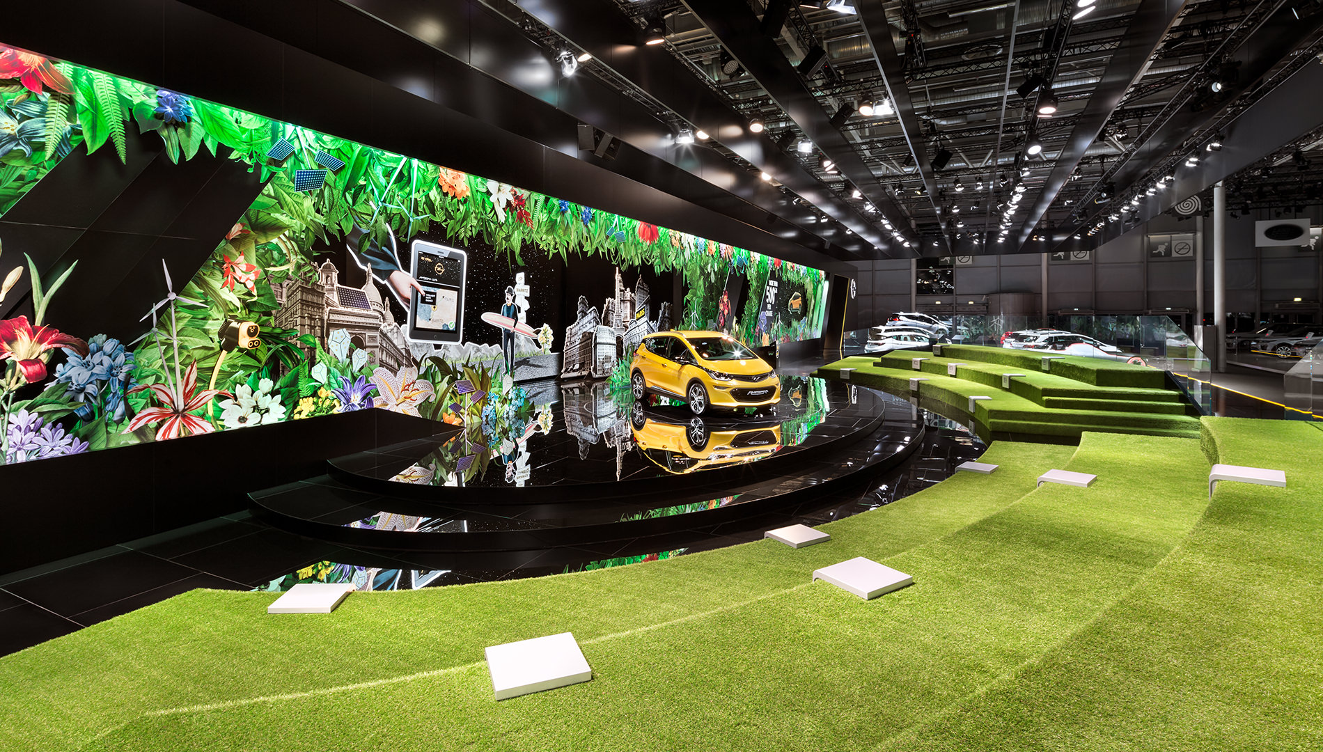 Messe Design Live Kommunikation Paris Motorshow Auto Opel Bühnenbild Präsentation Going Places EventLabs